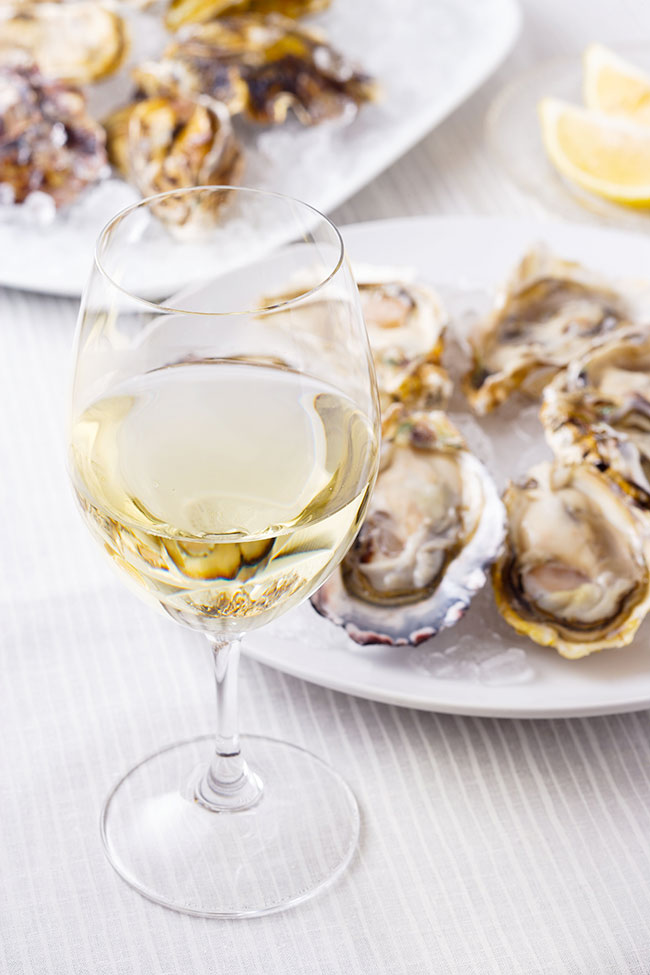 sélection vin apéritif Larmoni sec et huîtres