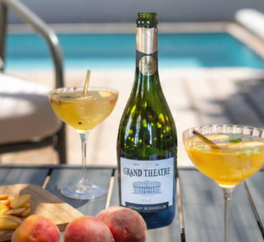 Cocktail été vin pétillant façon bellini