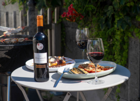 Vin et grillades